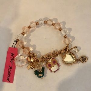 NWT Betsey Johnson bracelet